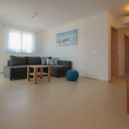 Ferienwohnung Fur 4 Personen Ca 72 Qm In Novigrad, Istrien Istrische Riviera * Karpinjan